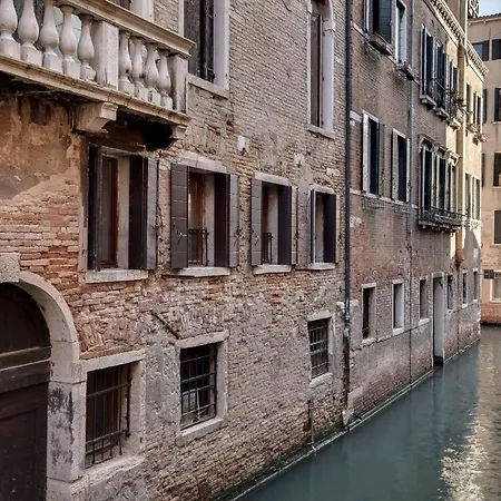 Canal View In Rialto By Wonderful Italy Apartament