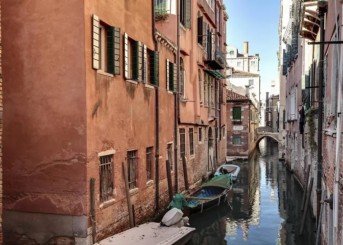 Canal View In Rialto By Wonderful Italy דירה