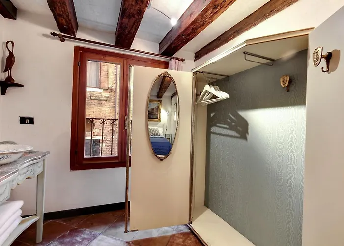 Canal View In Rialto By Wonderful Italy דירה